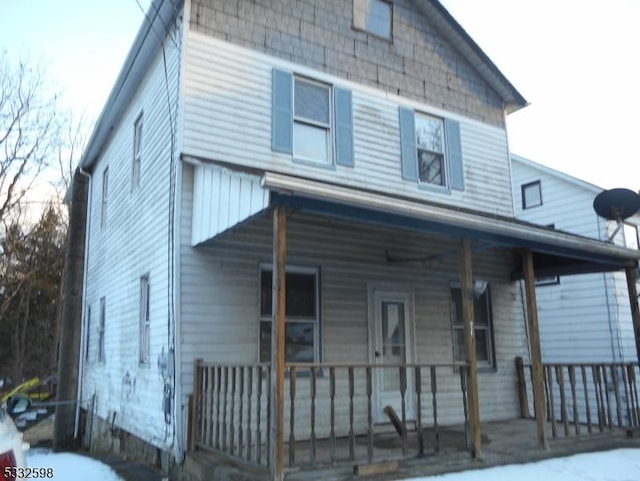 view of front of property with covered porch