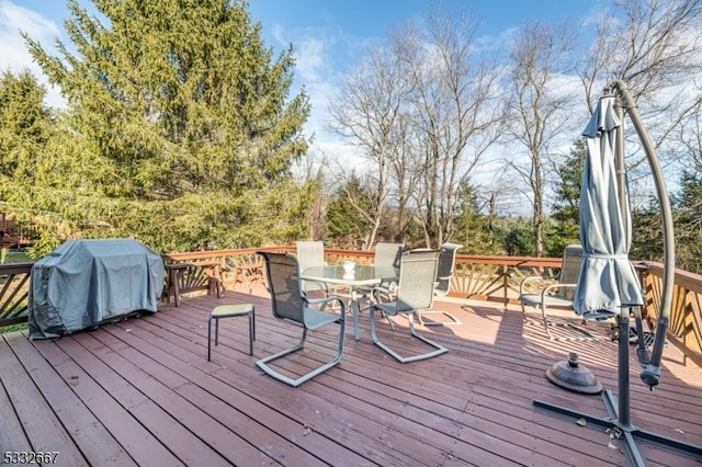 deck with grilling area