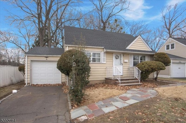 view of front facade featuring a garage