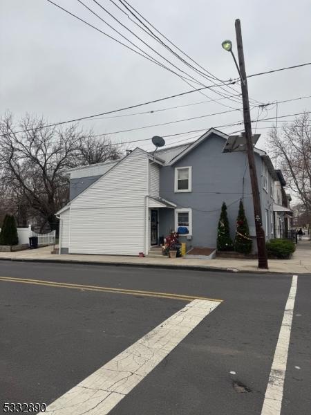 view of property exterior