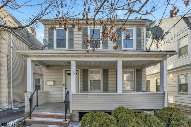 view of front facade with covered porch