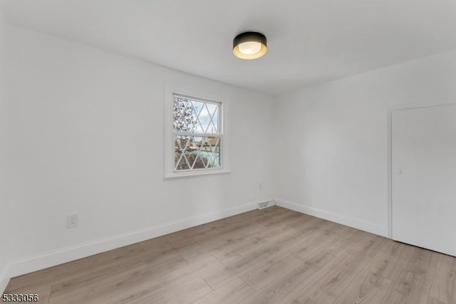 empty room featuring light hardwood / wood-style flooring