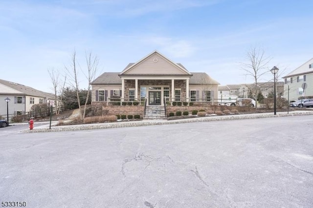 view of front of house featuring a porch