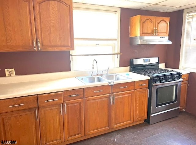 kitchen with sink and gas range