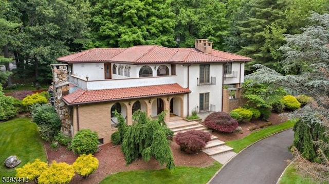 view of mediterranean / spanish-style home