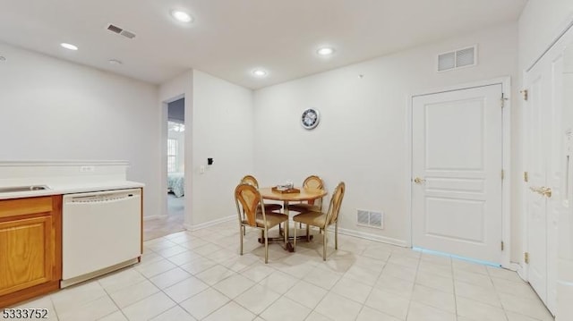 dining area featuring sink