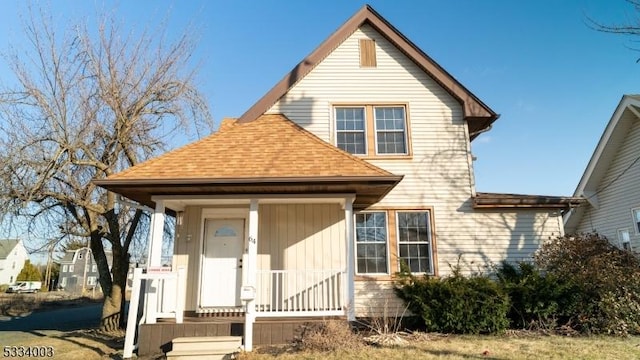 view of front facade featuring covered porch