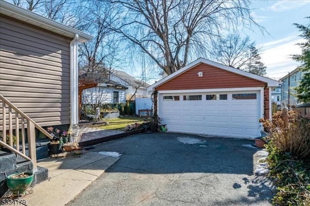 view of detached garage