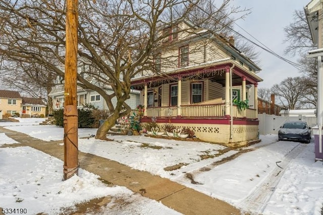 view of front of property featuring covered porch