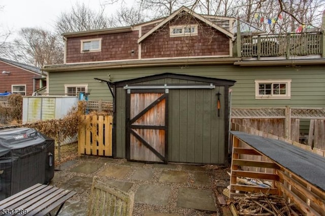 view of outbuilding