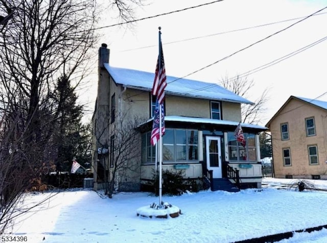 view of front of house