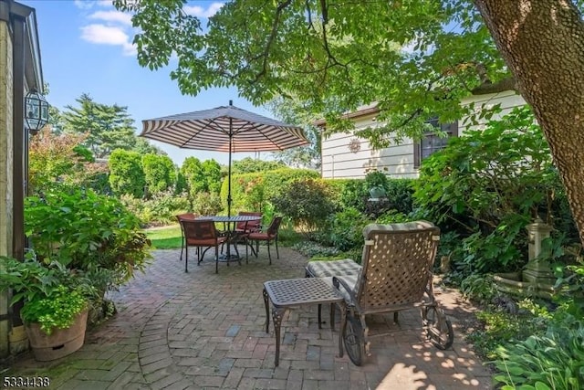 view of patio / terrace with outdoor dining area