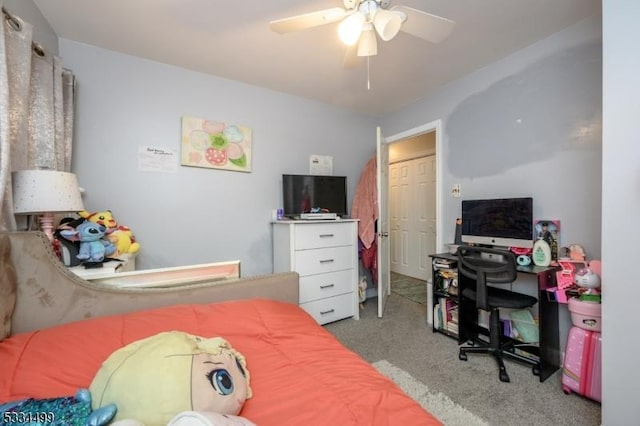 carpeted bedroom featuring ceiling fan