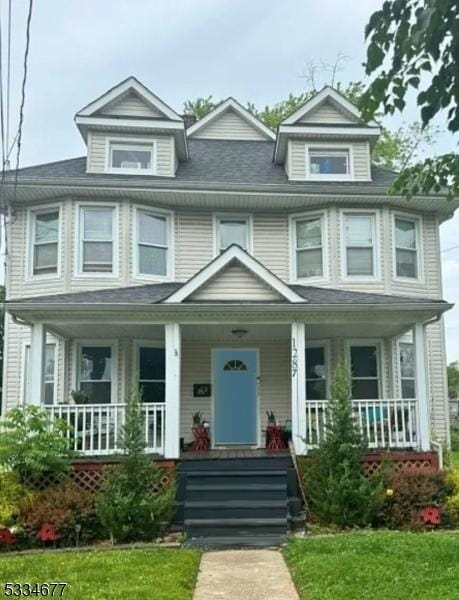 view of front of home with covered porch