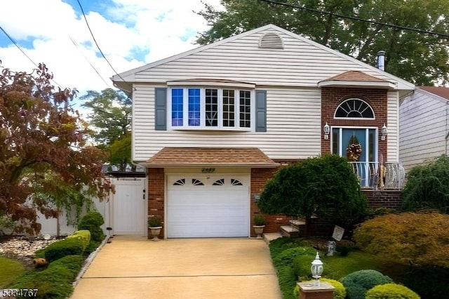 view of front of house featuring a garage