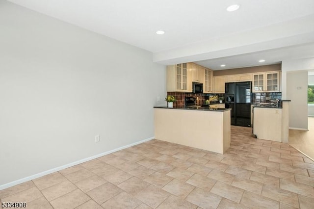 18 Yarmouth Ct, Scotch Plains Twp, NJ 07076 - kitchen featuring black appliances, backsplash, a peninsula, dark countertops, and recessed lighting