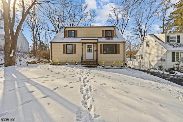 view of front of house