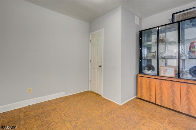 empty room featuring light parquet floors