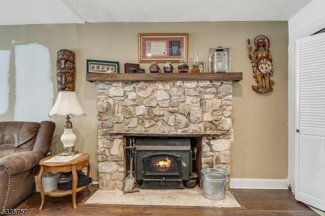 details with hardwood / wood-style floors