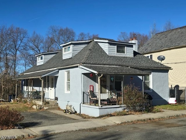 view of front facade featuring covered porch