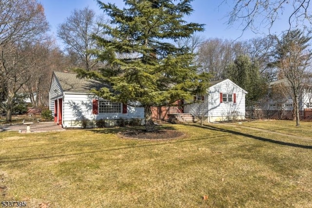 view of front of home with a front yard