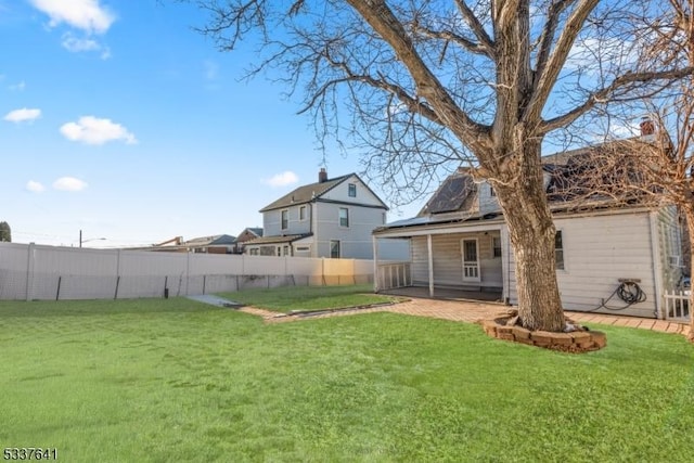 view of yard featuring a patio