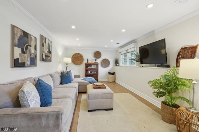 living area featuring baseboards, recessed lighting, and crown molding