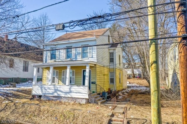 view of front of property featuring a porch