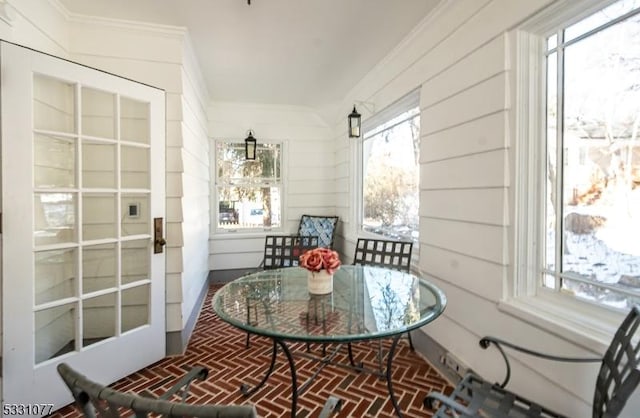 view of sunroom / solarium