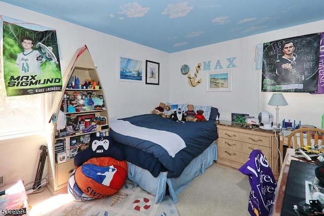 view of carpeted bedroom