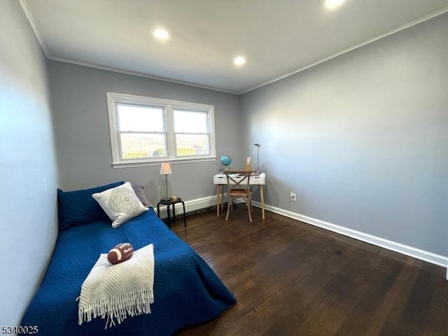 bedroom with recessed lighting, baseboards, wood finished floors, and ornamental molding