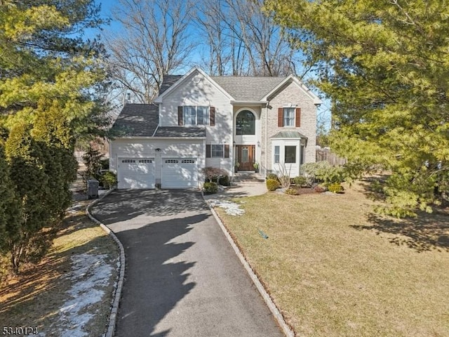 view of front of house featuring driveway