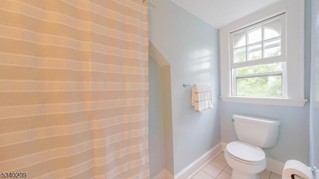 75 Crest Dr, South Orange Village Twp, NJ 07079 - bathroom with tile patterned flooring, baseboards, toilet, and a shower with shower curtain
