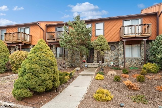 10G Brookside Hts Unit G, Wanaque Boro NJ, 07465, 2 bedrooms, 2.5 baths condo for sale