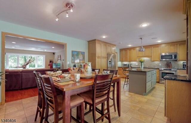 30 Brookvale Rd, Kinnelon Boro, NJ 07405