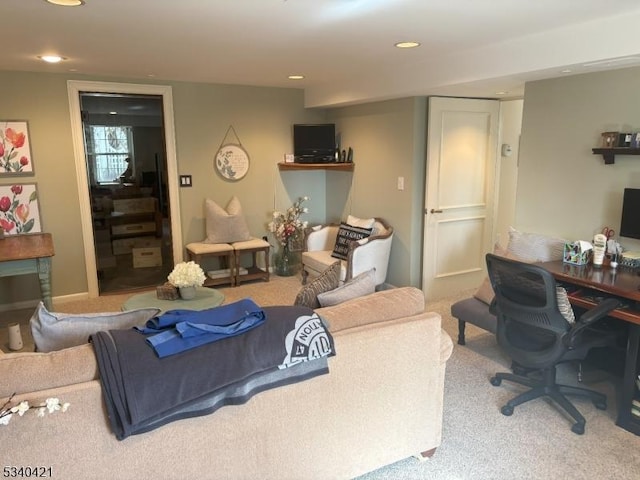 living area with carpet floors and recessed lighting