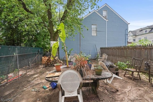 view of patio featuring a fenced backyard