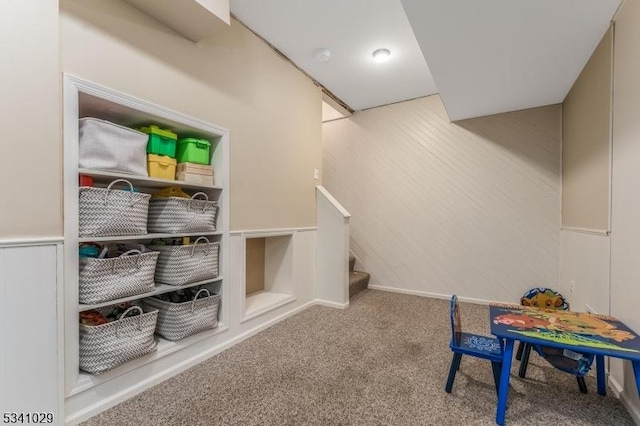 game room with carpet flooring