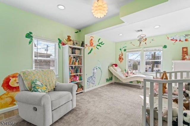 bedroom featuring baseboards, multiple windows, visible vents, and recessed lighting