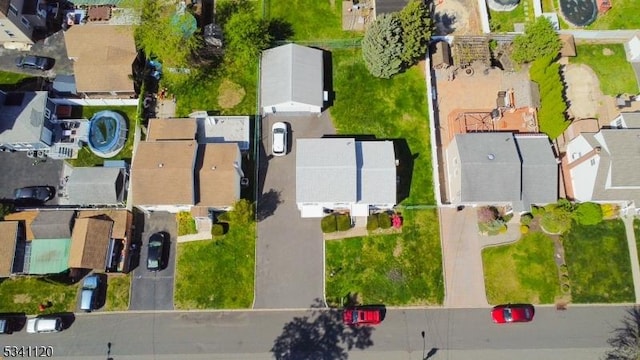 birds eye view of property featuring a residential view