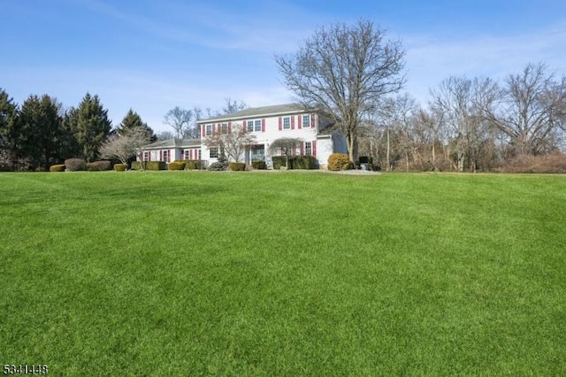 view of front of house with a front yard