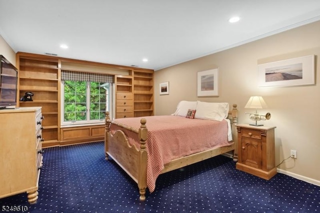 bedroom featuring carpet, baseboards, and recessed lighting