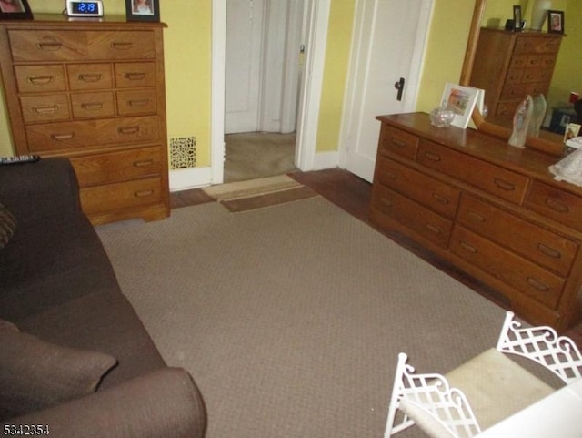 bedroom with carpet