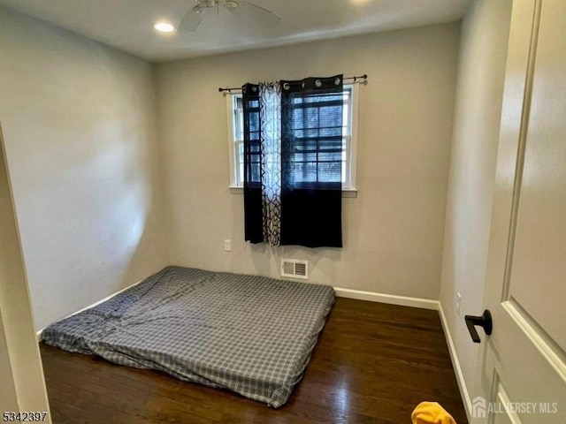 bedroom featuring visible vents, baseboards, ceiling fan, wood finished floors, and recessed lighting