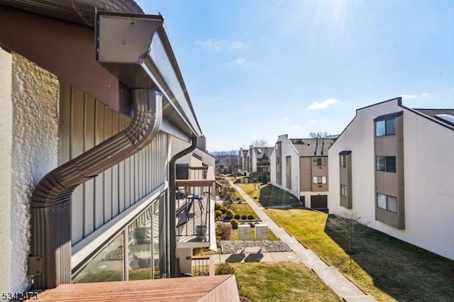 surrounding community featuring a residential view