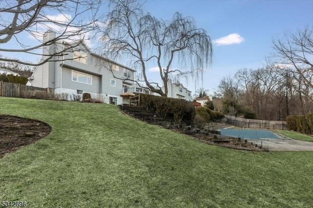 view of yard featuring fence