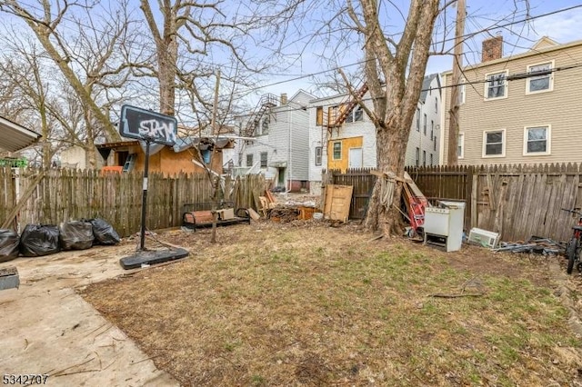 view of yard featuring a fenced backyard