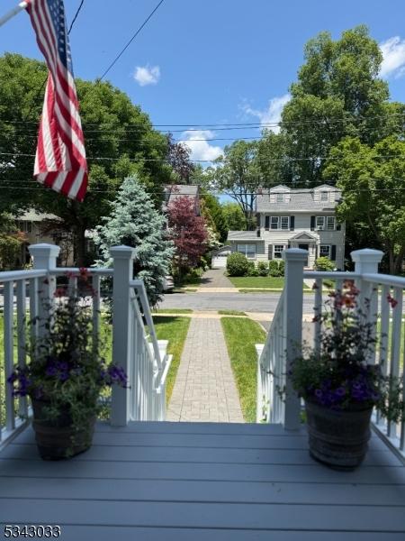 22 Salter Pl, Maplewood Twp, NJ 07040 - view of deck