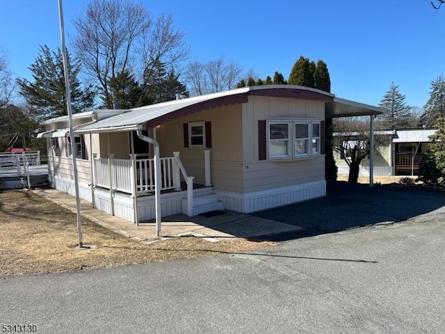 view of manufactured / mobile home