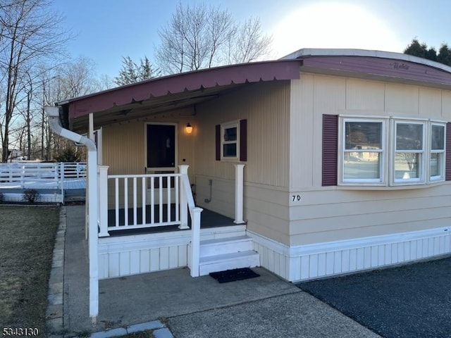 view of entrance to property